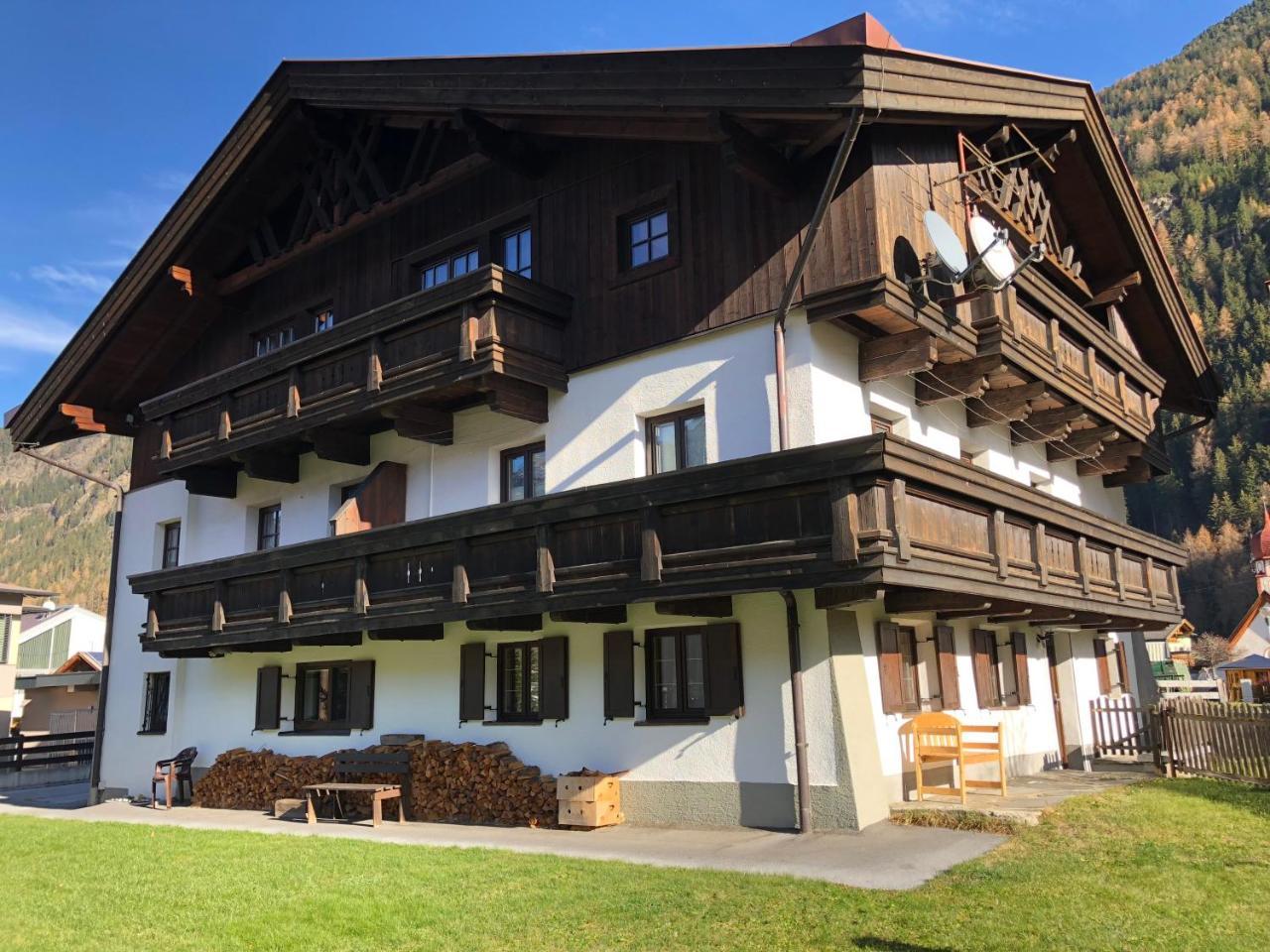 Aparts33 Langenfeld Exterior photo